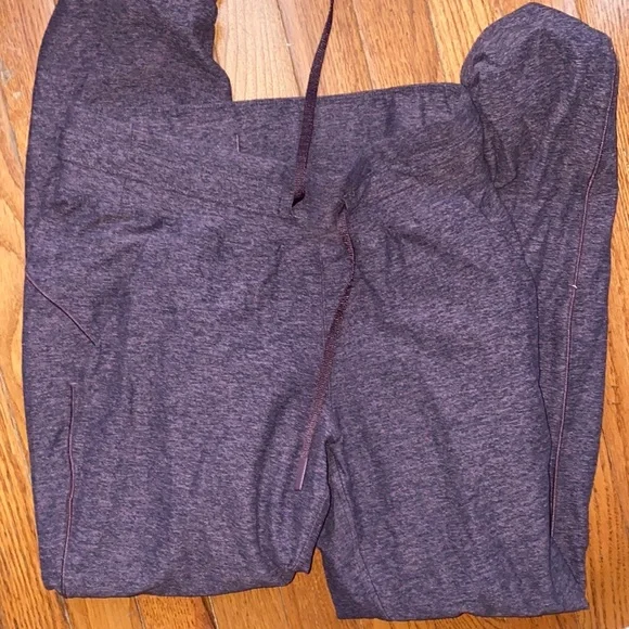 Lululemon ready to rulu jogger - Picture 2 of 3